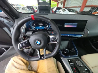 2026 BMW X3 M50 - miniatura 11