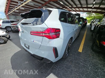 2026 BMW X3 M50 - miniatura 4