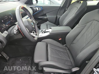 2026 BMW X3 M50 – miniatura 13