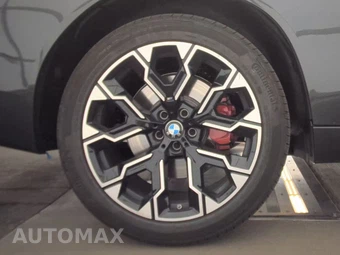2026 BMW X3 M50 – miniatura 11