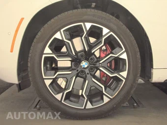 2026 BMW X3 M50 - miniatura 9