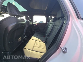 2026 BMW X3 M50 - miniatura 13