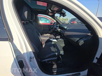 2026 BMW X3 M50 - miniatura 8