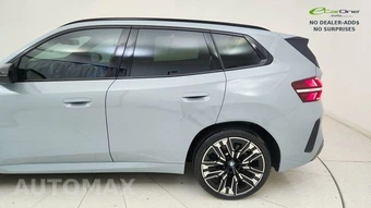 2026 BMW X3 M50 – miniatura 11