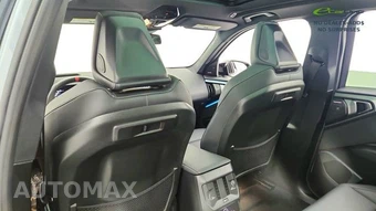 2026 BMW X3 M50 – miniatura 32