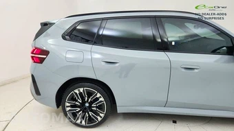 2026 BMW X3 M50 – miniatura 7