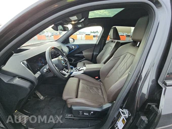 2026 BMW X3 M50 – miniatura 13
