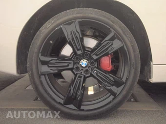 2026 BMW X3 M50 - miniatura 11
