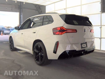 2026 BMW X3 M50 - miniatura 8