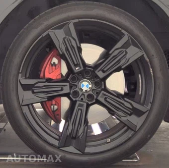 2026 BMW X3 M50 – miniatura 33