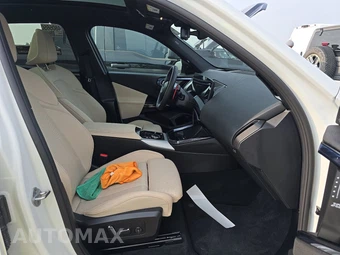 2026 BMW X3 M50 – miniatura 14