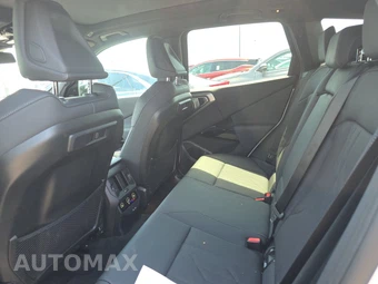 2026 BMW X3 M50 – miniatura 13