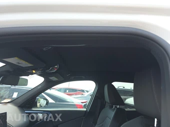 2026 BMW X3 M50 – miniatura 14