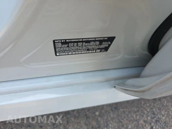 2026 BMW X3 M50 – miniatura 15