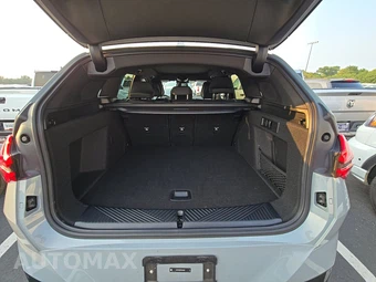 2026 BMW X3 M50 – miniatura 23