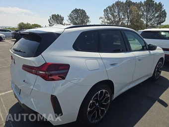 2026 BMW X3 M50 - miniatura 4