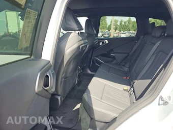 2026 BMW X3 M50 – miniatura 13