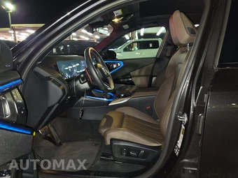 2026 BMW X3 M50 – miniatura 13
