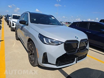 2026 BMW X3 M50 - miniatura 3