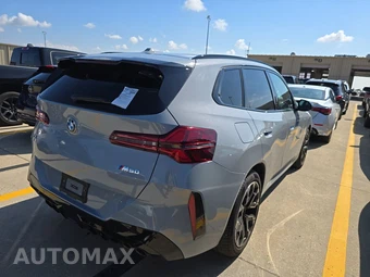 2026 BMW X3 M50 - miniatura 4