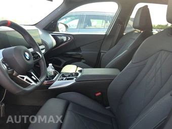 2026 BMW X3 M50 - miniatura 7