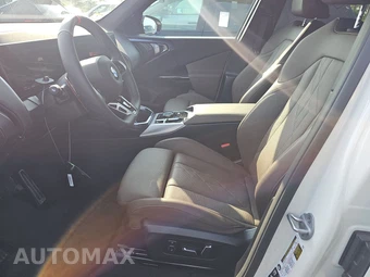 2026 BMW X3 M50 – miniatura 13