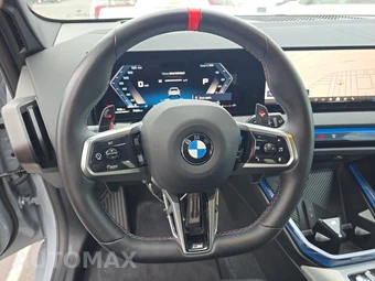 2026 BMW X3 M50 – miniatura 10