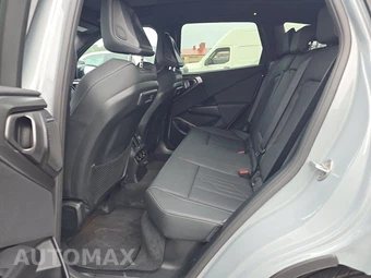 2026 BMW X3 M50 – miniatura 13