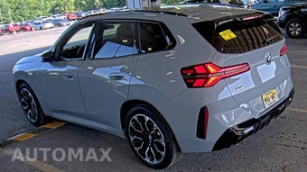 2026 BMW X3 M50 – miniatura 6