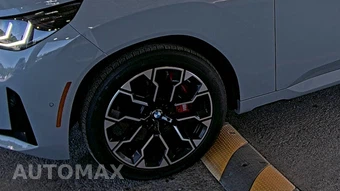 2026 BMW X3 M50 – miniatura 7