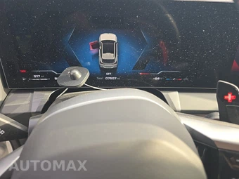2026 BMW X3 M50 - miniatura 12