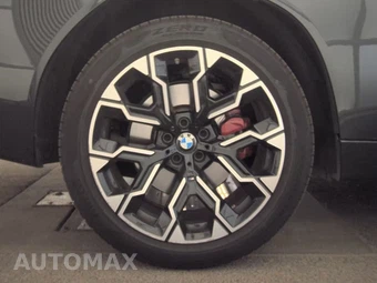 2026 BMW X3 M50 – miniatura 11