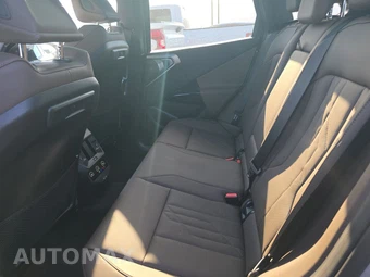 2026 BMW X3 M50 – miniatura 13