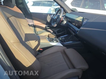2026 BMW X3 M50 – miniatura 8