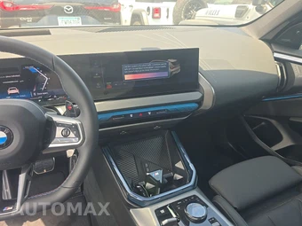 2026 BMW X3 M50 - miniatura 11