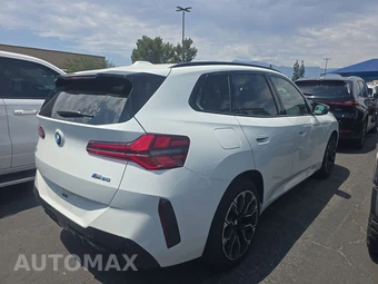 2026 BMW X3 M50 - miniatura 4