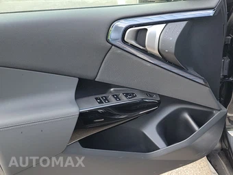2026 BMW X3 M50 – miniatura 15
