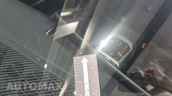 2026 BMW X3 M50 – miniatura 26