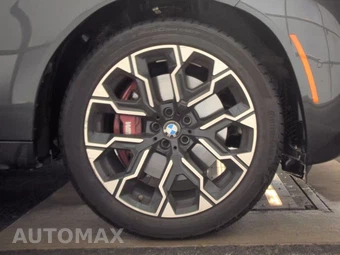 2026 BMW X3 M50 - miniatura 10