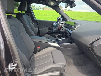 2026 BMW X3 M50 - miniatura 14