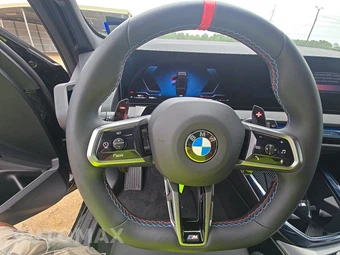 2026 BMW X3 M50 – miniatura 10