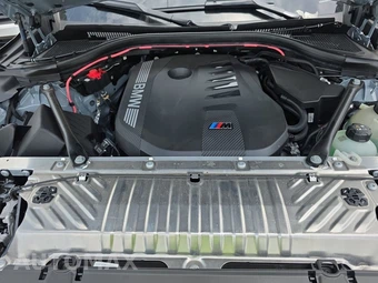 2026 BMW X3 M50 - miniatura 22