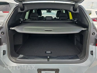 2026 BMW X3 M50 - miniatura 23