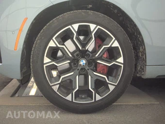 2026 BMW X3 M50 - miniatura 9