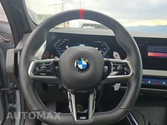 2026 BMW X3 M50 - miniatura 10