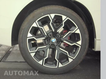 2026 BMW X3 M50 – miniatura 11