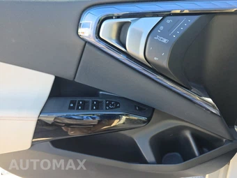 2026 BMW X3 M50 – miniatura 15