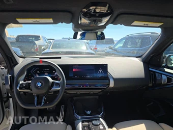 2026 BMW X3 M50 – miniatura 17