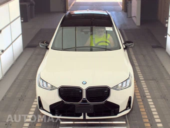 2026 BMW X3 M50 – miniatura 2