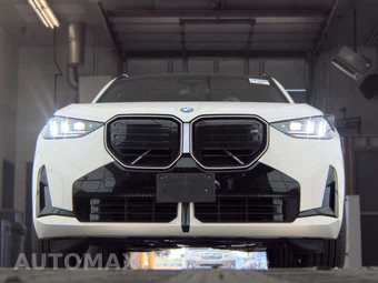 2026 BMW X3 M50 – miniatura 3